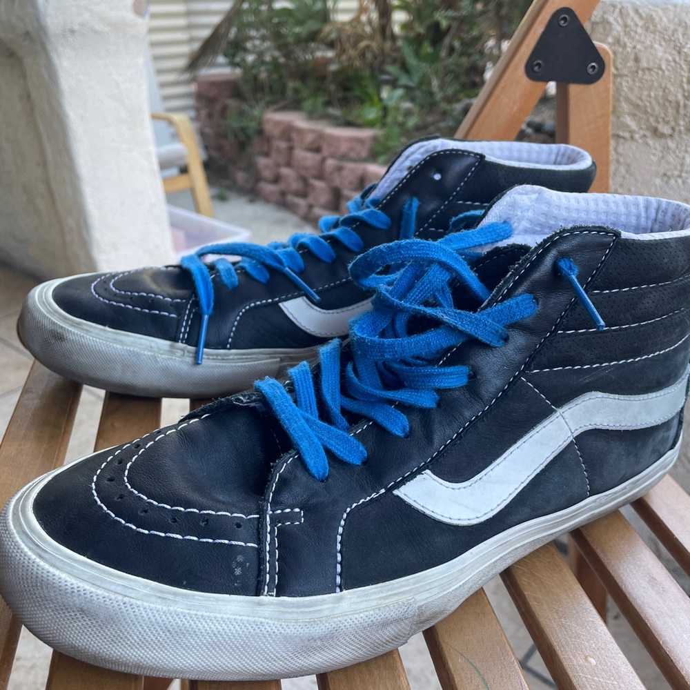 Mens size 12 Vans Good shape
